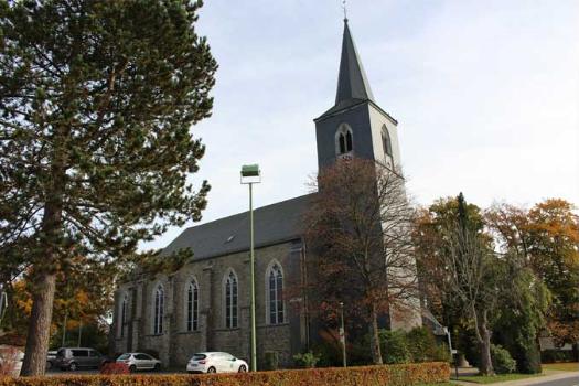 Kirche Höfen
